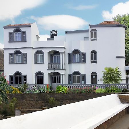 Hotel Cruz Grande-Brava Vila Nova Sintra ภายนอก รูปภาพ