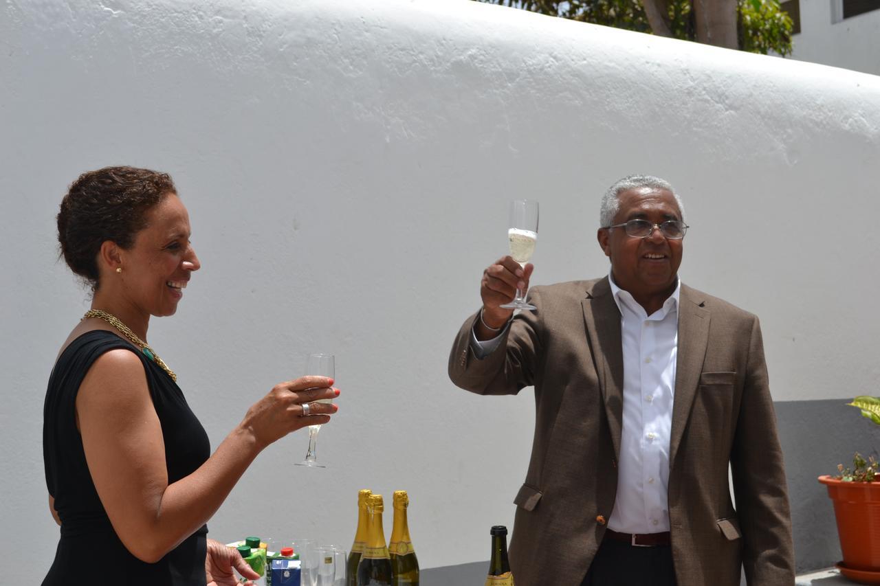Hotel Cruz Grande-Brava Vila Nova Sintra ภายนอก รูปภาพ